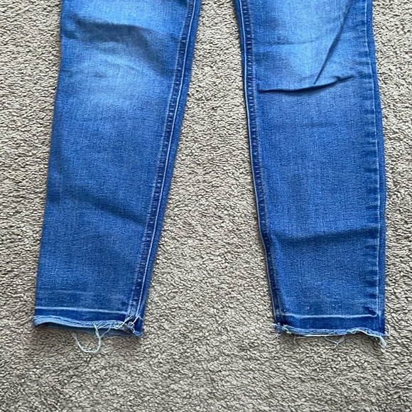 Old Navy Rockstar super skinny jeans - Picture 2 of 5